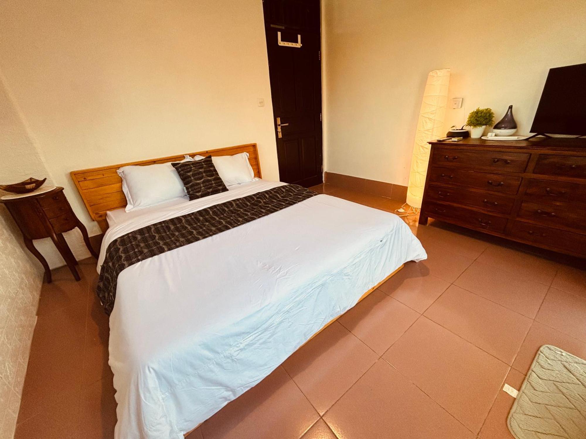 Mama Mega Homestay Pesanggaran Exterior foto