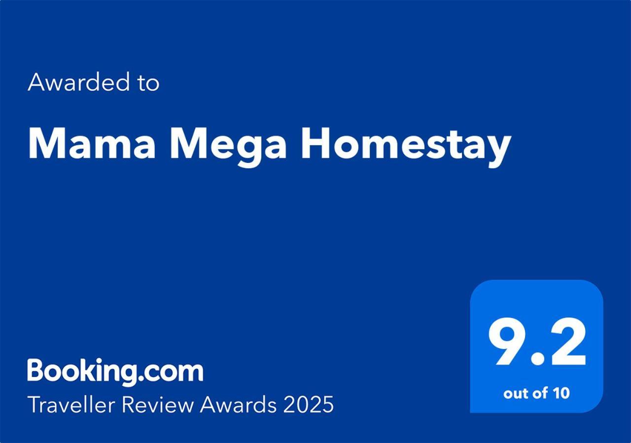 Mama Mega Homestay Pesanggaran Exterior foto